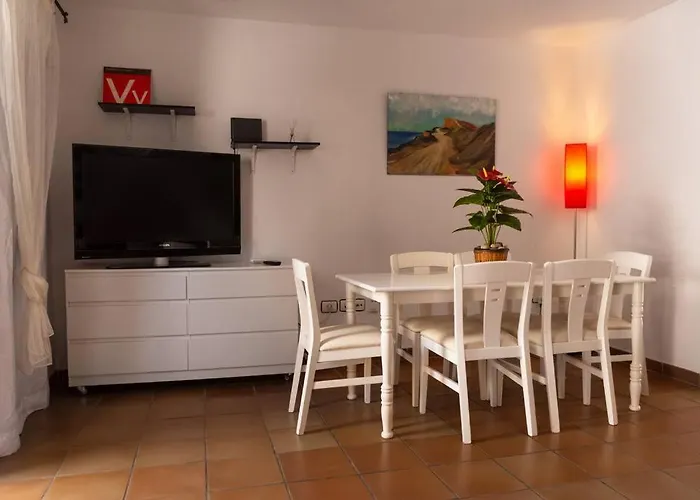 Duplex In Quiet Zone, Next To Sea, Fast Wifi