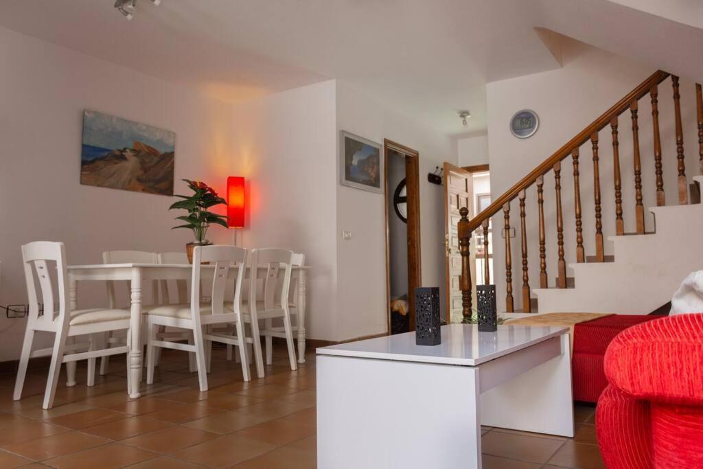 Appartement Duplex In Quiet Zone, Next To Sea, Fast Wifi