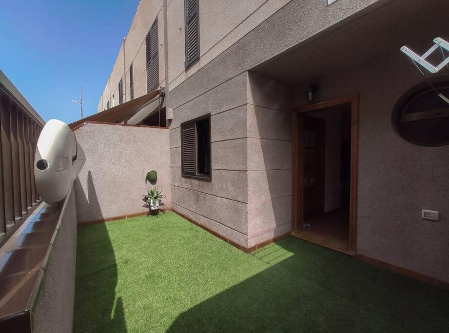 Apartment Duplex In Quiet Zone, Next To Sea, Fast Wifi
